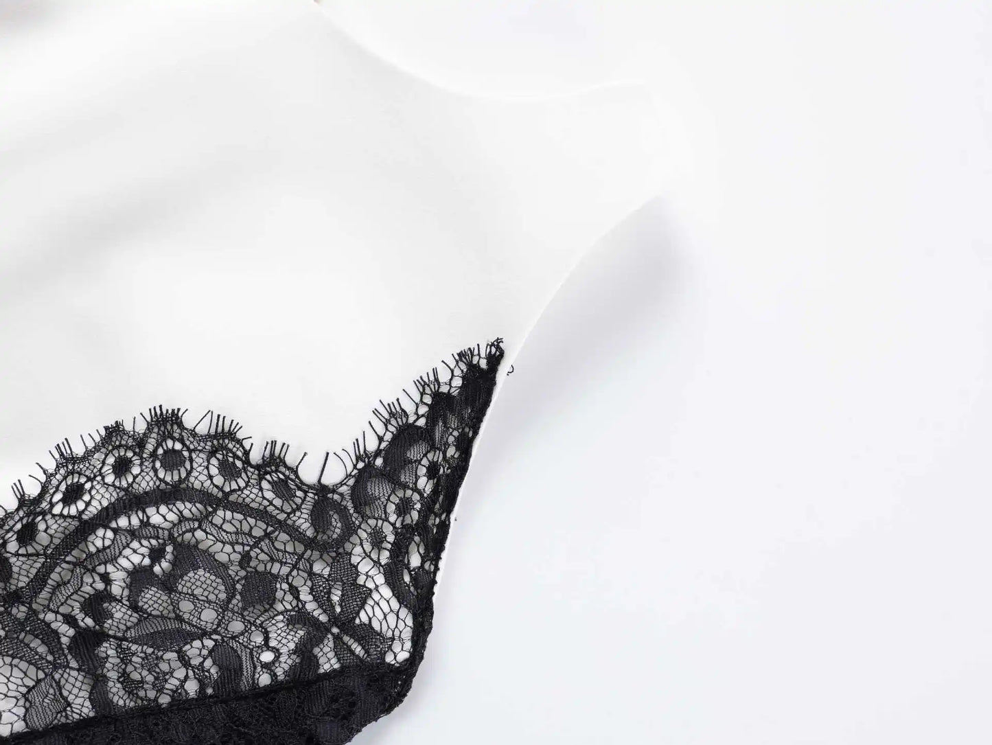 Elegant Black Lace Patchwork Halter Maxi Dress Women Sleeveless Hollow Out Backless Slim Long Dress Evening Gowns Party Vestidos